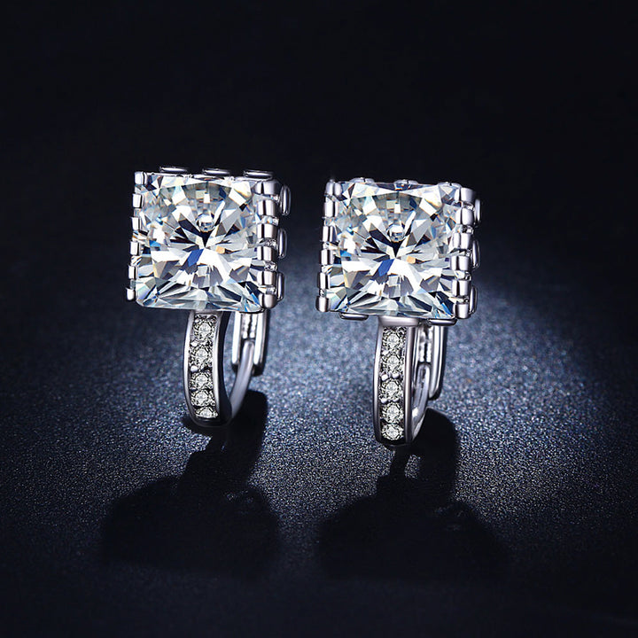 8 CTTW Simulated Diamond Drop Earrings Image 1