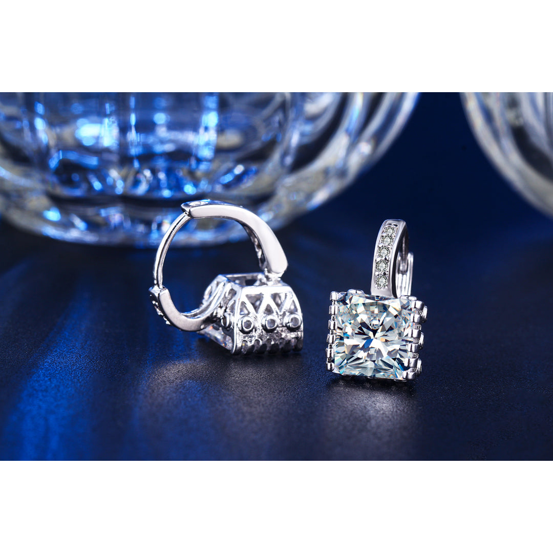 8 CTTW Simulated Diamond Drop Earrings Image 3