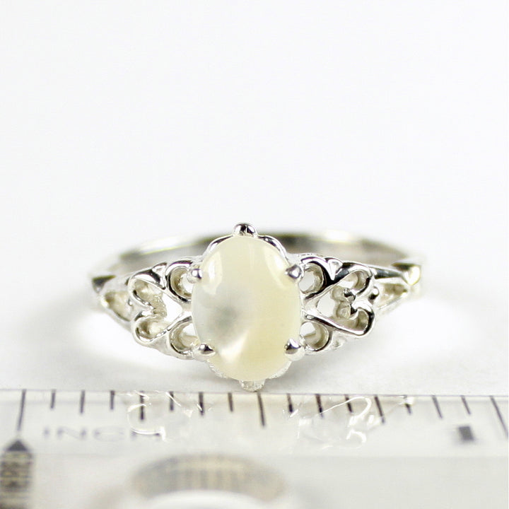 SR302 8x6mm Mother of Pearl 925 Sterling Silver Ring Image 4