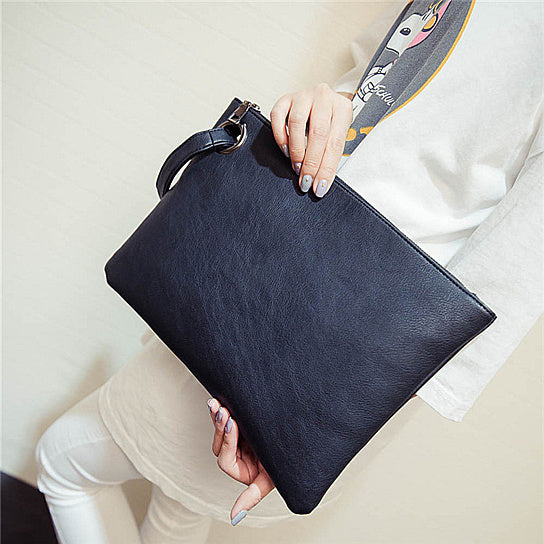 Simple and Stylish Large Capacity Clutch Image 4