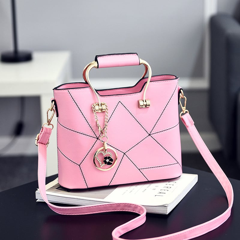 Sweet Fashion Handy Messenger Bag Image 1