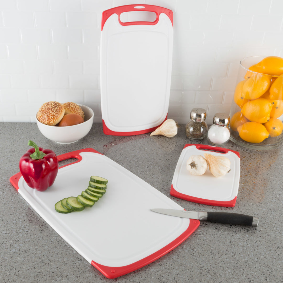 Classic Cuisine Plastic Cutting Board Set of 3 with Juice Groove Dishwasher Safe Image 4