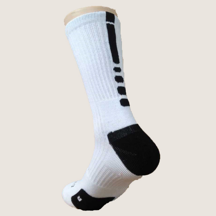 Seven Pairs Of Mens qQuick-Drying Socks Basketball Image 4