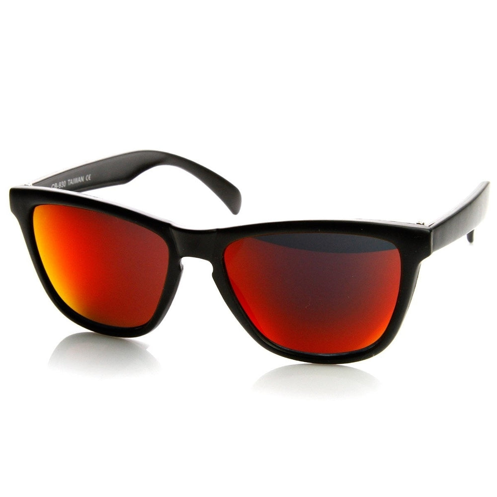 Action Sports Color Mirror Lens Modified Horn Rimmed Sunglasses Image 2