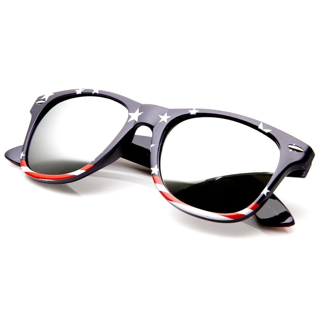 American Flag USA Stars and Stripes MIRRORED Horn Rimmed Sunglasses Image 4
