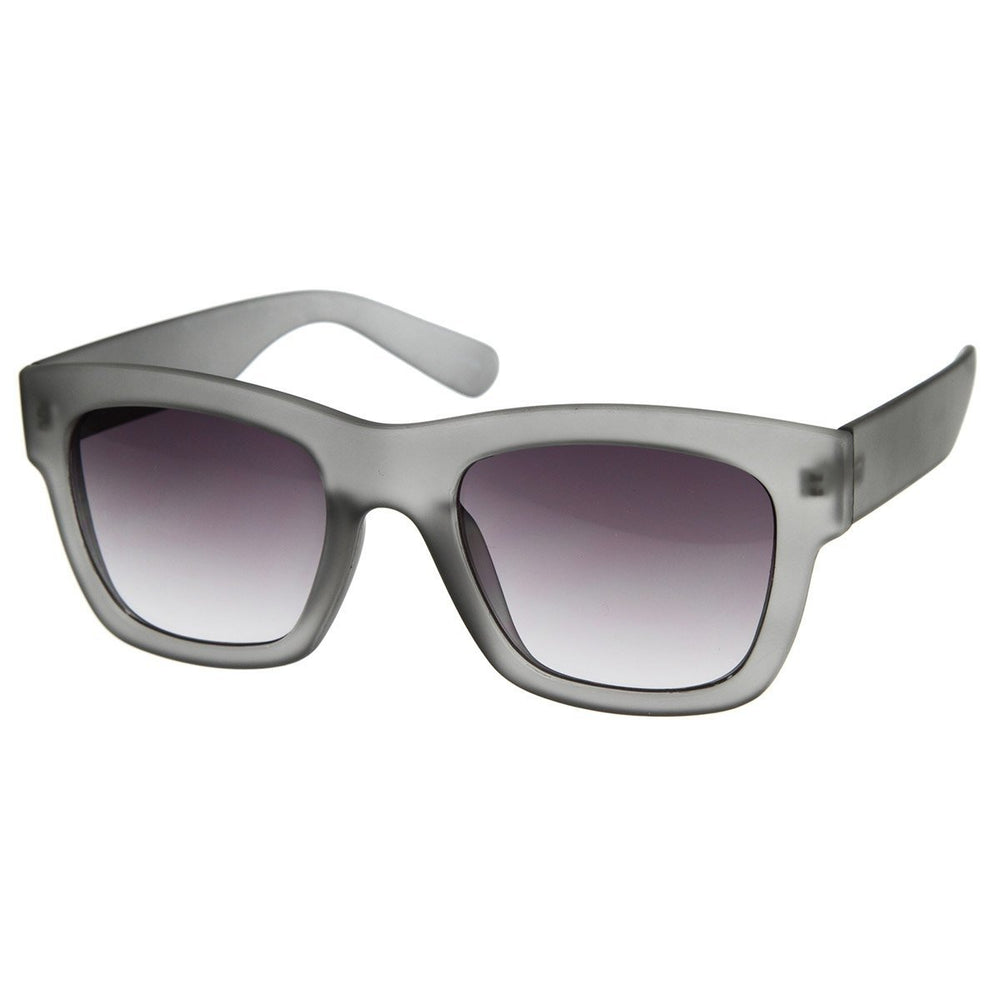 Designer Inspired Hispter Fashion Soft Finish Bold Horn Rimmed Sunglasses Image 2