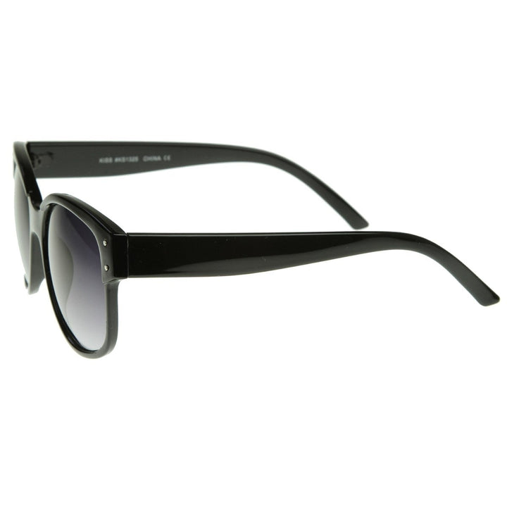Designer Inspired Large Oversized Retro Style Sunglasses with Metal Rivets Image 3