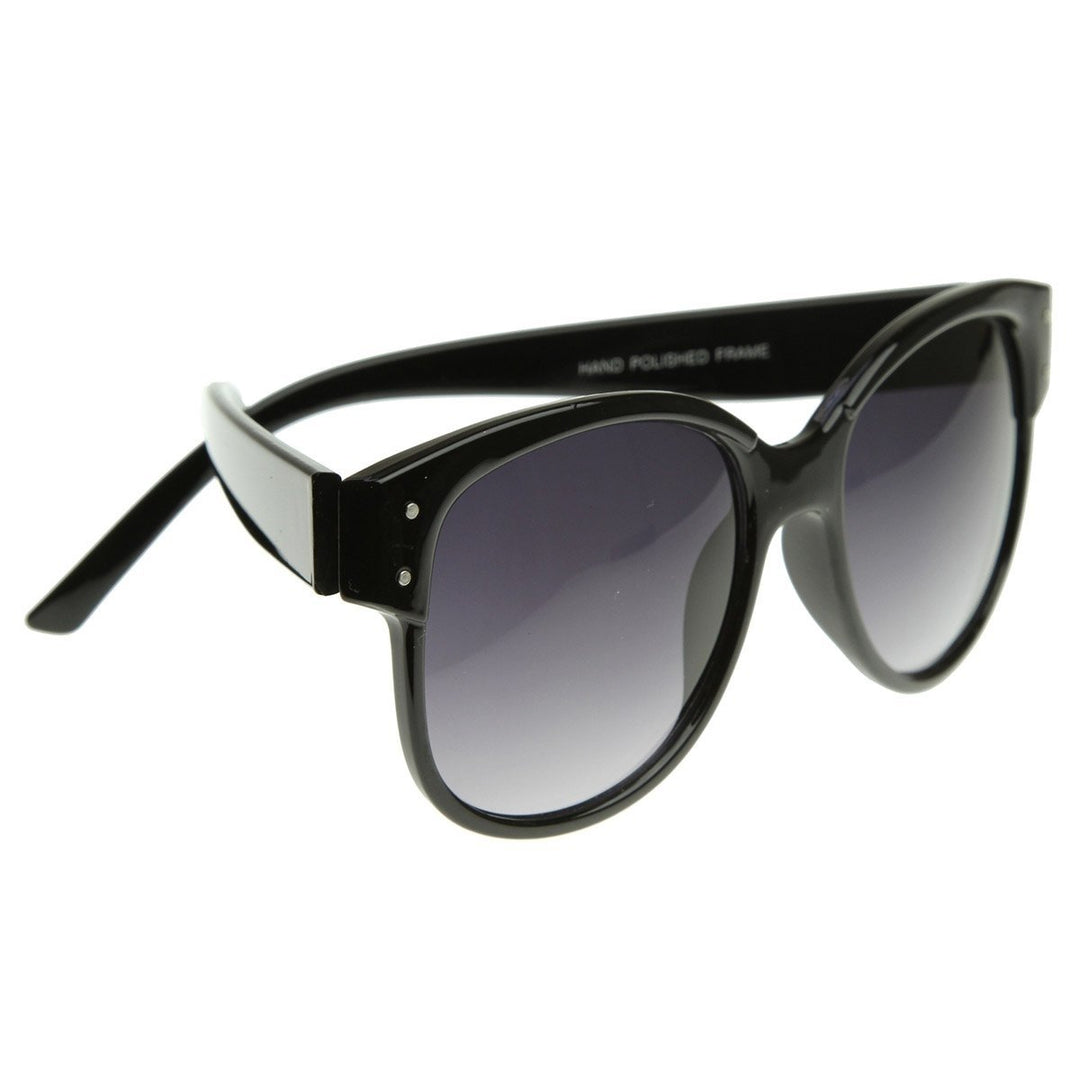 Designer Inspired Large Oversized Retro Style Sunglasses with Metal Rivets Image 4