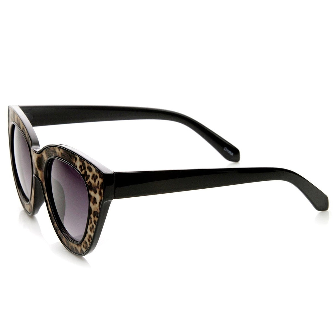 High Fashion Block Cut Womens Cat Eye Sunglasses Image 3