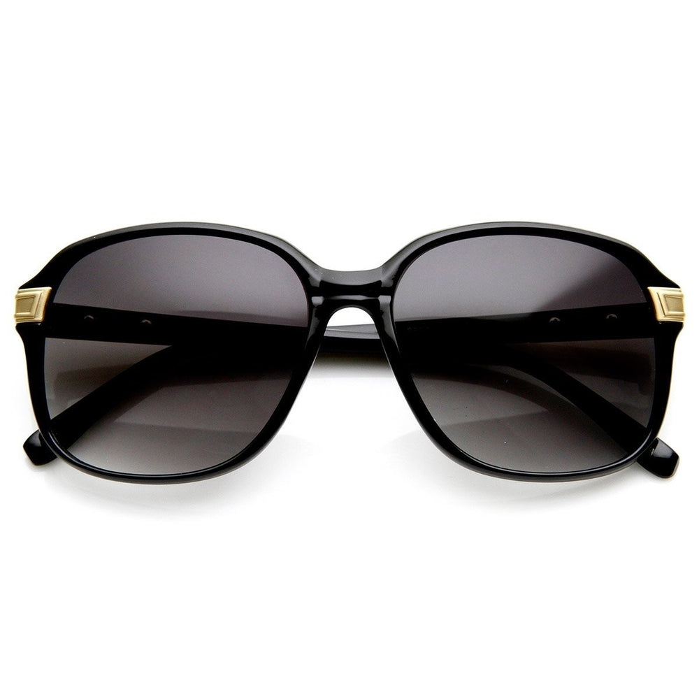 Ladies Fashion Mid Sized Square Frame Womens Sunglasses Image 2