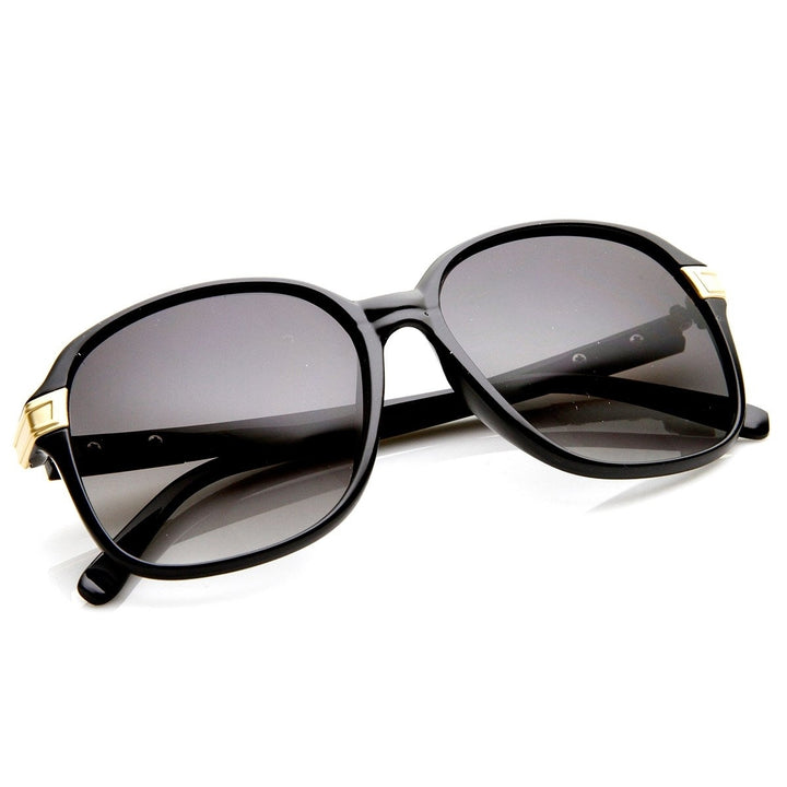 Ladies Fashion Mid Sized Square Frame Womens Sunglasses Image 4
