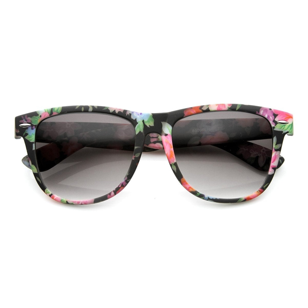 Large Floral Print Womens Fashion Horn Rimmed Sunglasses Image 6