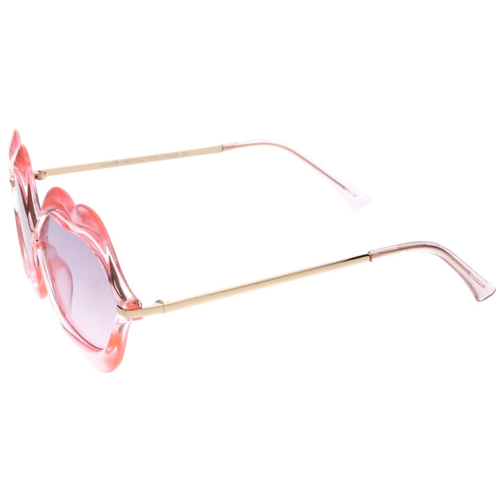 Oversize Transparent Lip Shape Frame Metal Temples Gradient Lens Novelty Sunglasses 63mm Image 3
