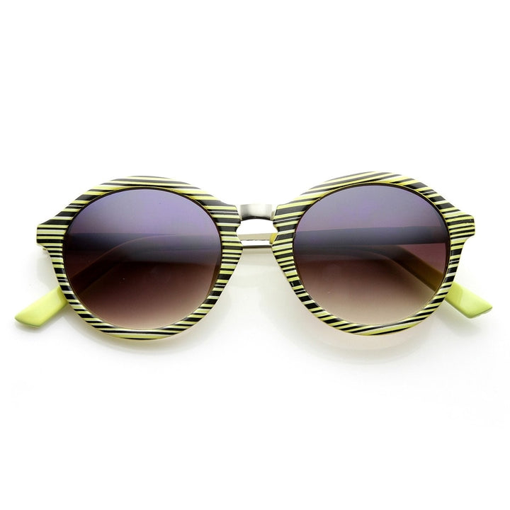 Round Funky Fashion Retro Sunglass w/ Metal Arms Image 6