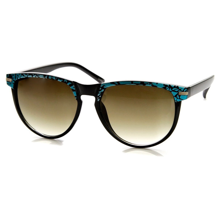 Two-Tone Mod Horn Rimmed Sunglasses with Keyhole Bridge UV400 Protection Image 2