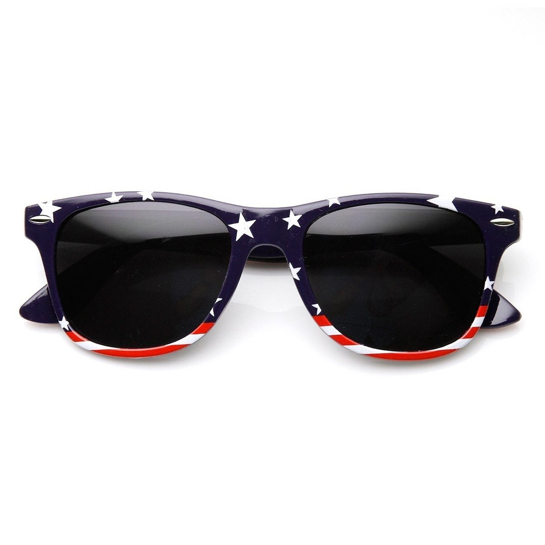 American Flag Horn Rimmed Sunglasses USA Stars and Stripes UV Protection 55mm Image 1