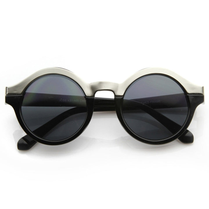 Vintage Inspired Retro Fashion Round Horned Circle Sunglasses Image 1