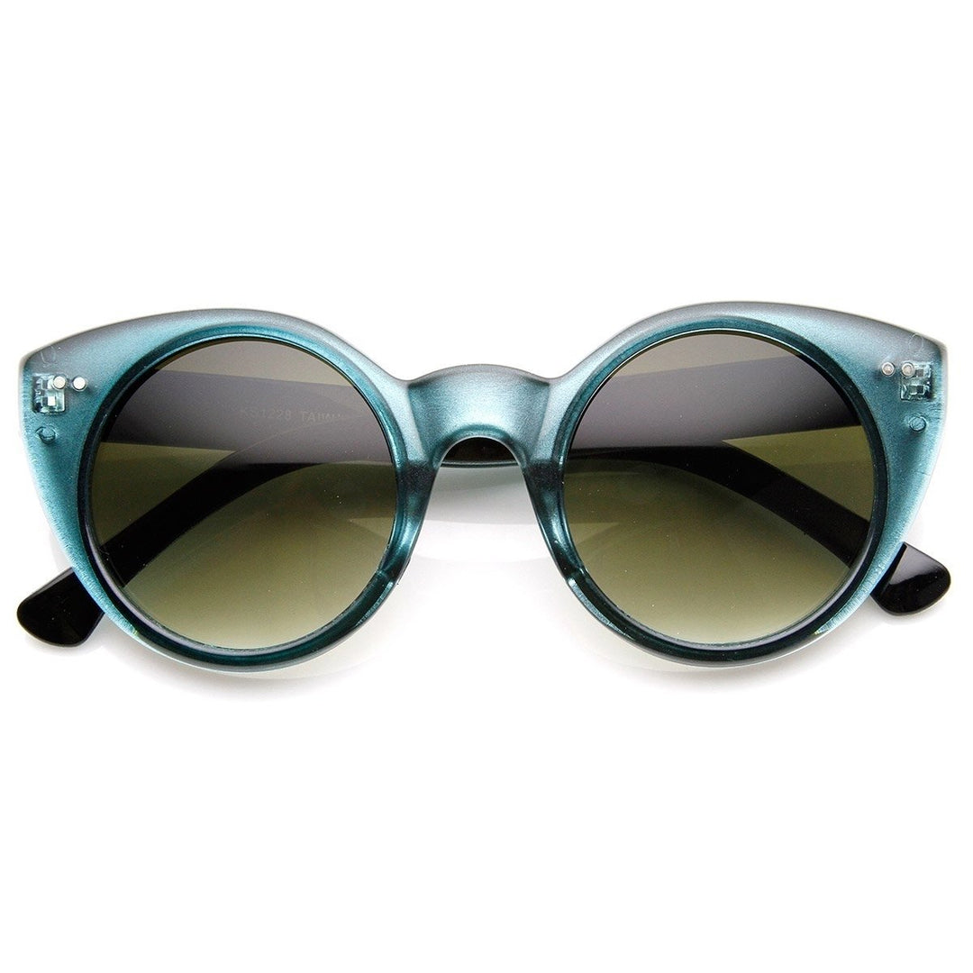 Chic Round Cat Eye Sunglasses Women UV Protection Plastic Frame Various Colors Image 1