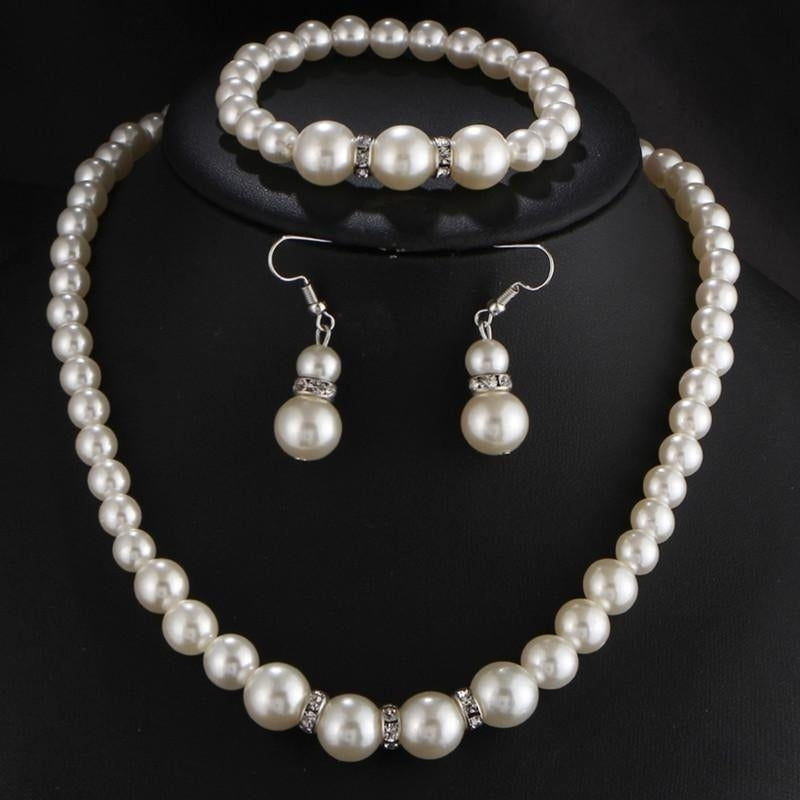 Freshwater Simulated Pearl Jewelry Set Necklace / Earrings / Bracelet Image 1