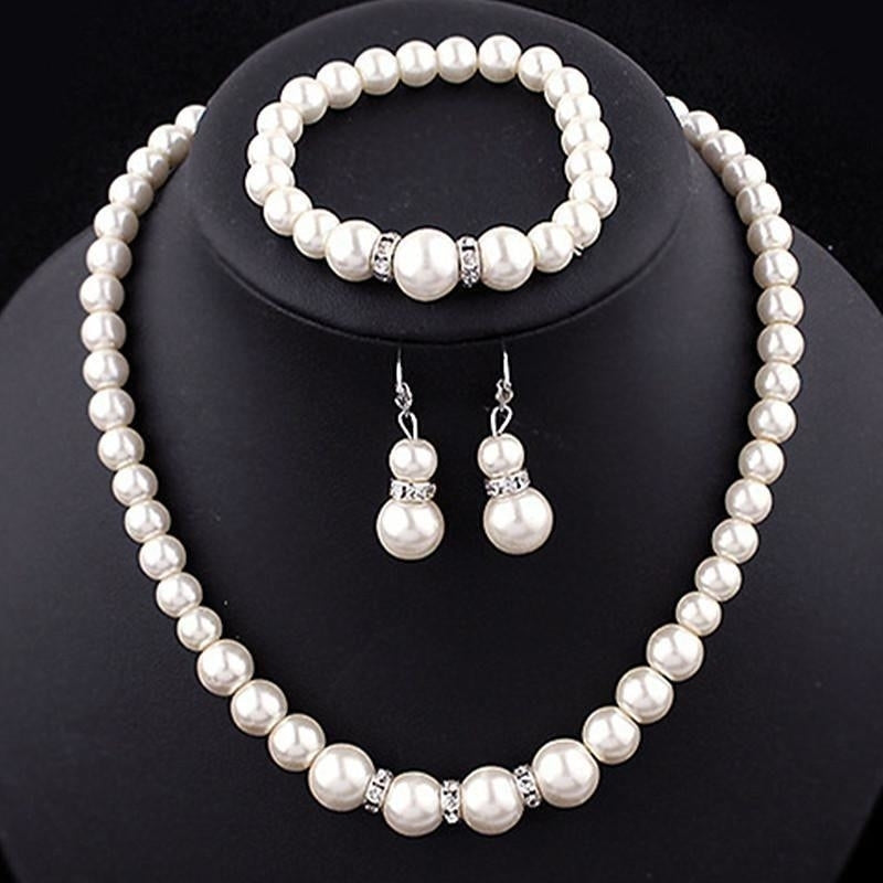 Freshwater Simulated Pearl Jewelry Set Necklace / Earrings / Bracelet Image 2