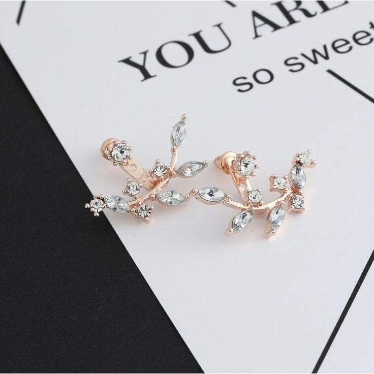 Womens Crystal Flower Stud earrings Image 6