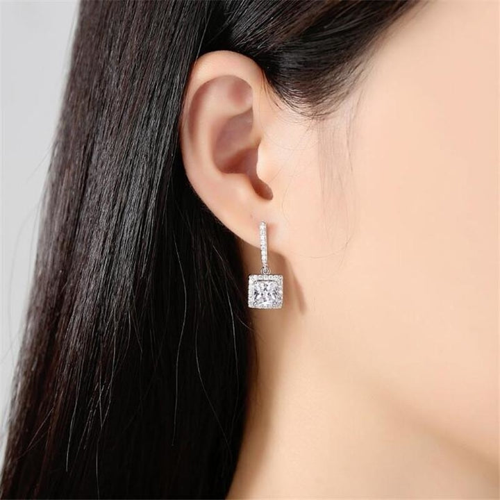 Fashionable zircon square Stud Earrings Image 4