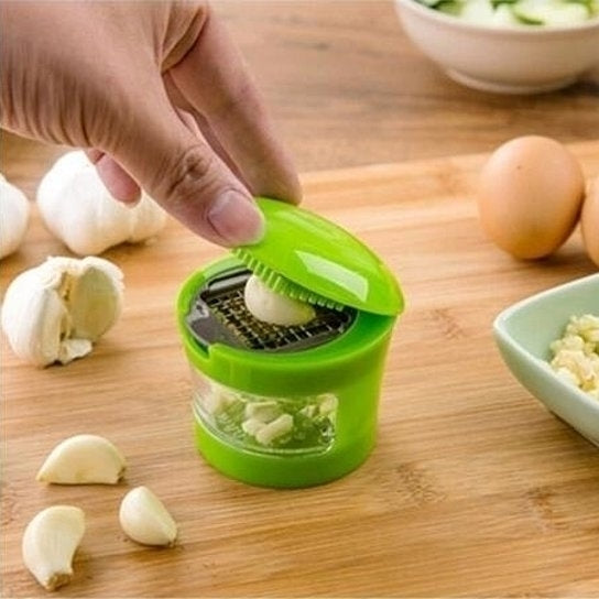Hand Presser Garlic Grinder (Color: Green) Image 1