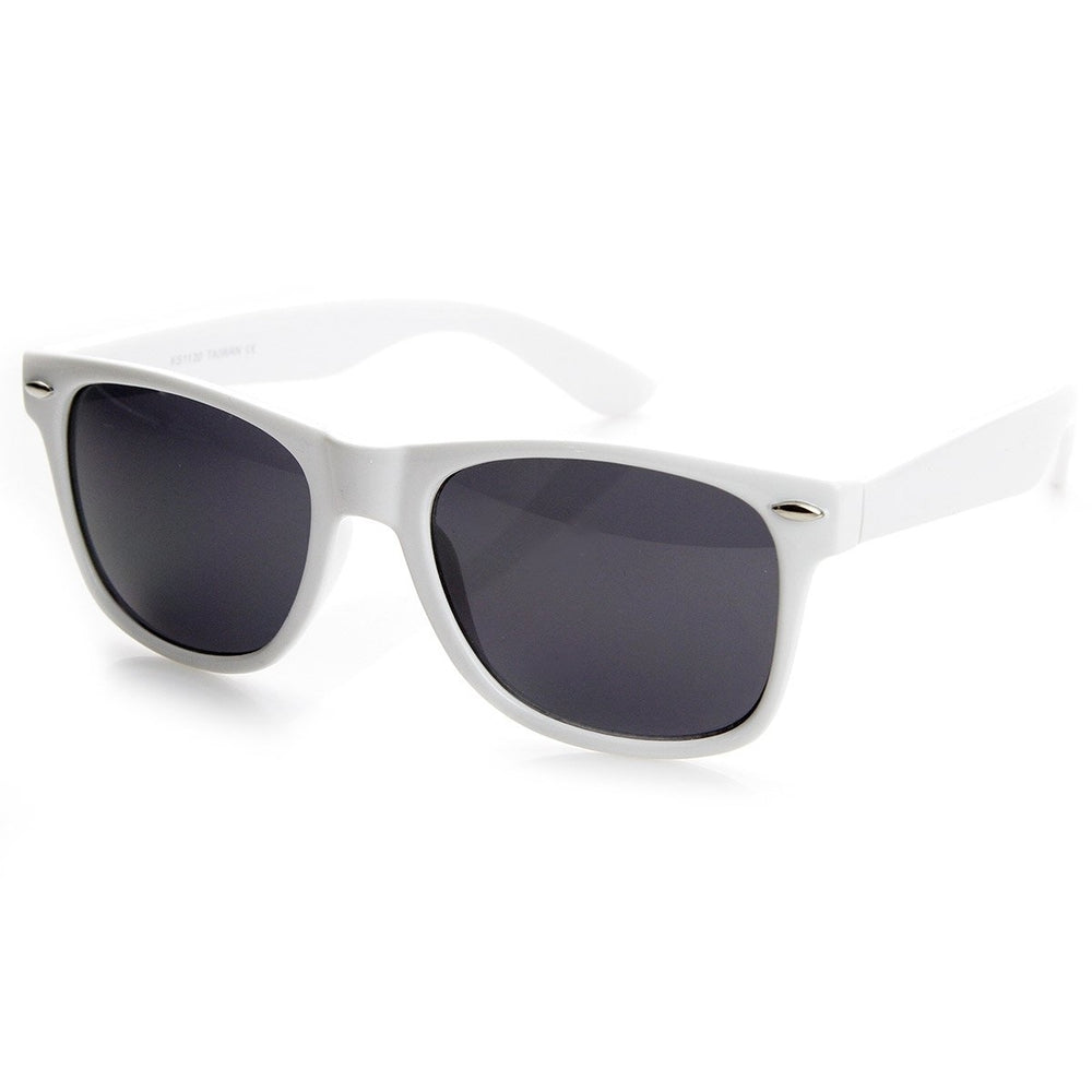 Classic Original Shape Color Coated Horn Rimmed Sunglasses Image 2