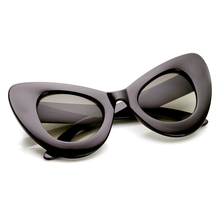 High Fashion Bold Oversized Womens Cat Eye Sunglasses Image 4