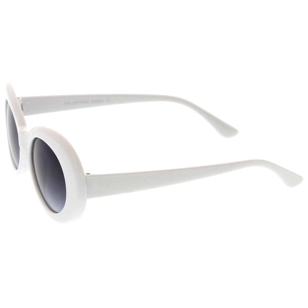 Retro White Oval Sunglasses 50mm Tapered Arms Gradient UV Protection 100% Image 3