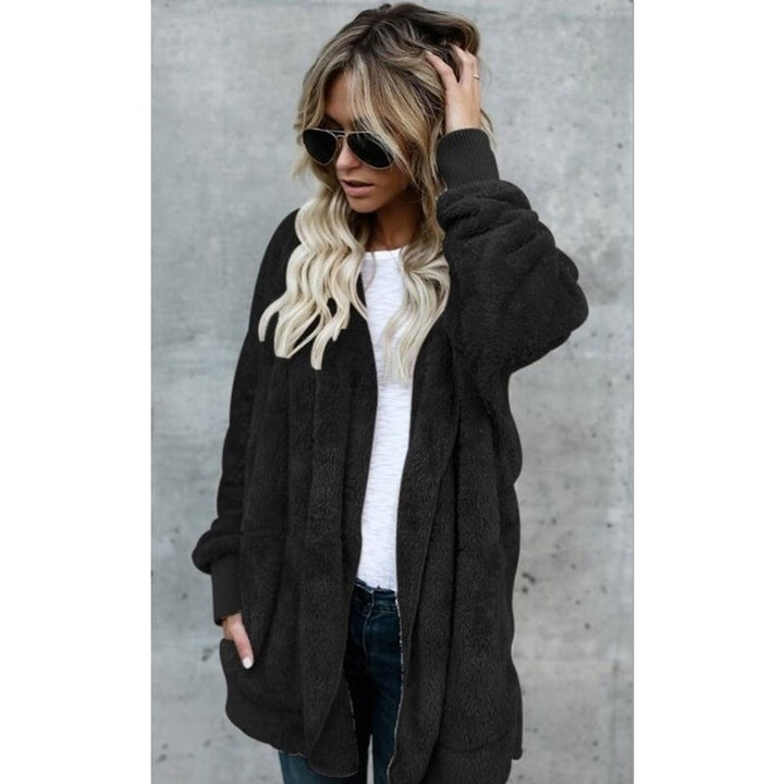 Wear A faux Coat On Both Sides Image 4