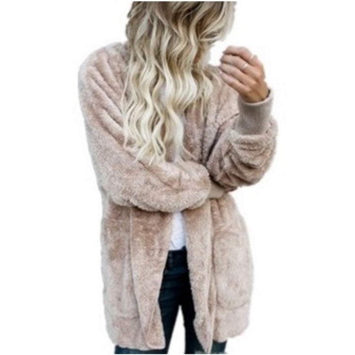 Wear A faux Coat On Both Sides Image 6