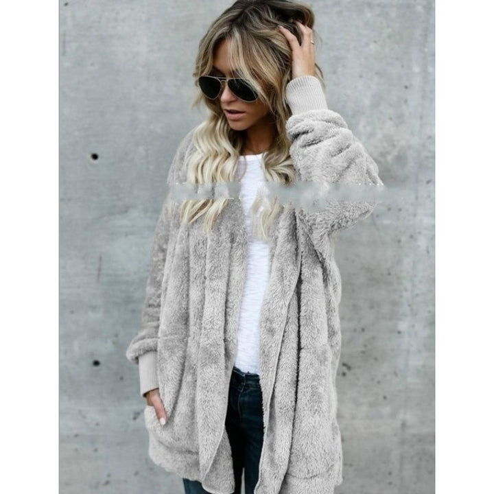 Wear A faux Coat On Both Sides Image 9
