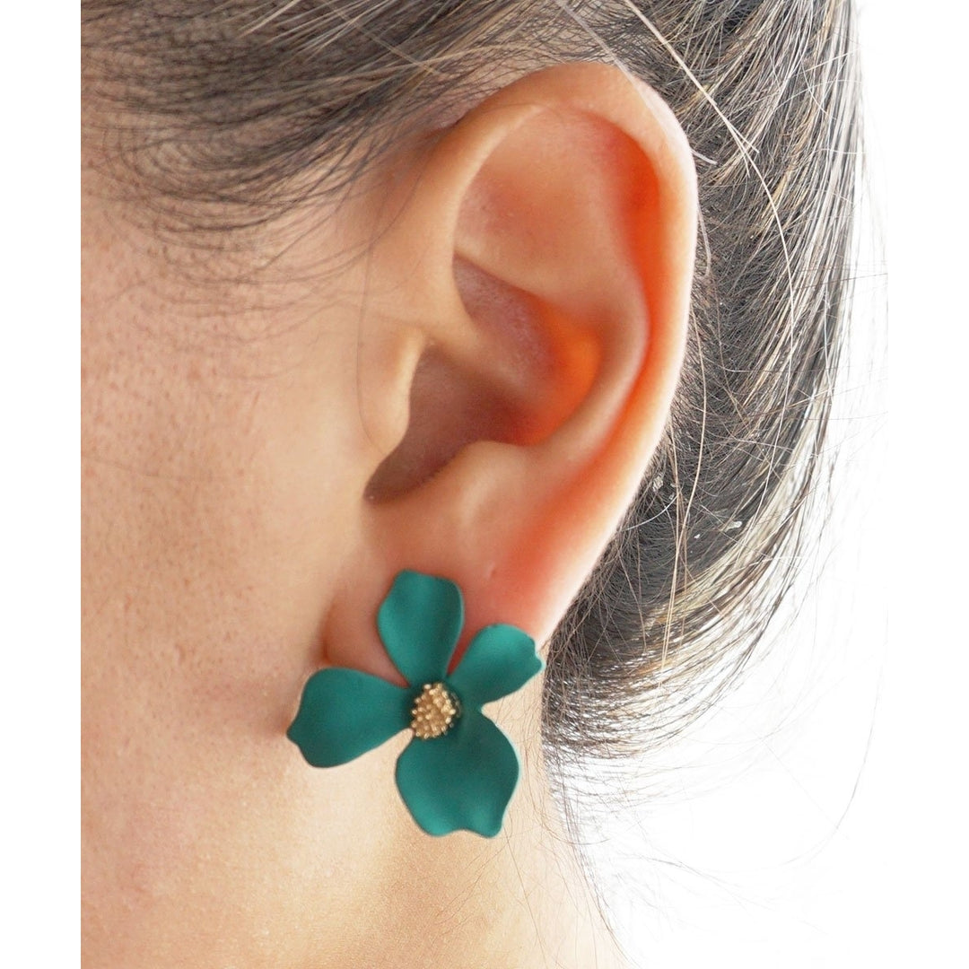 Dogwood Flower Earrings Image 3