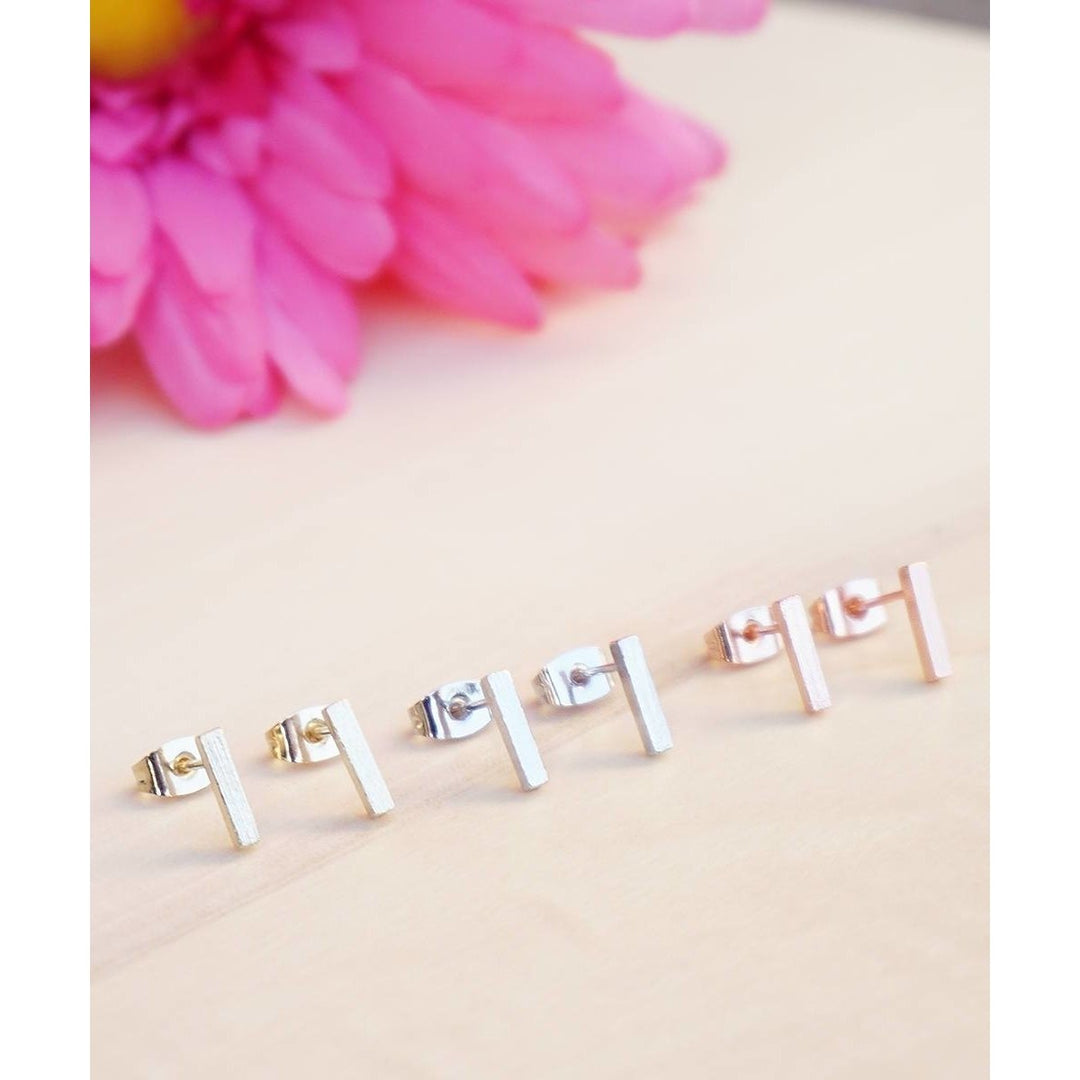 Simple Bar Earrings Image 1