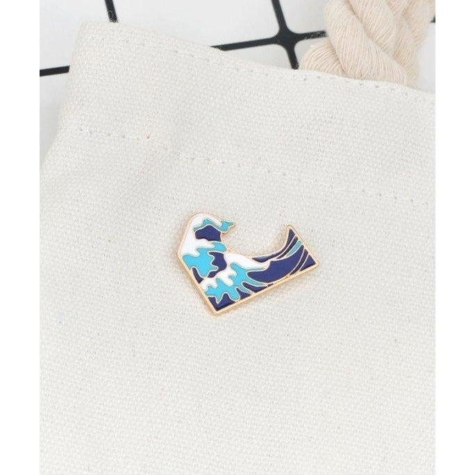 The Great Wave off Kanazawa Pin Image 1