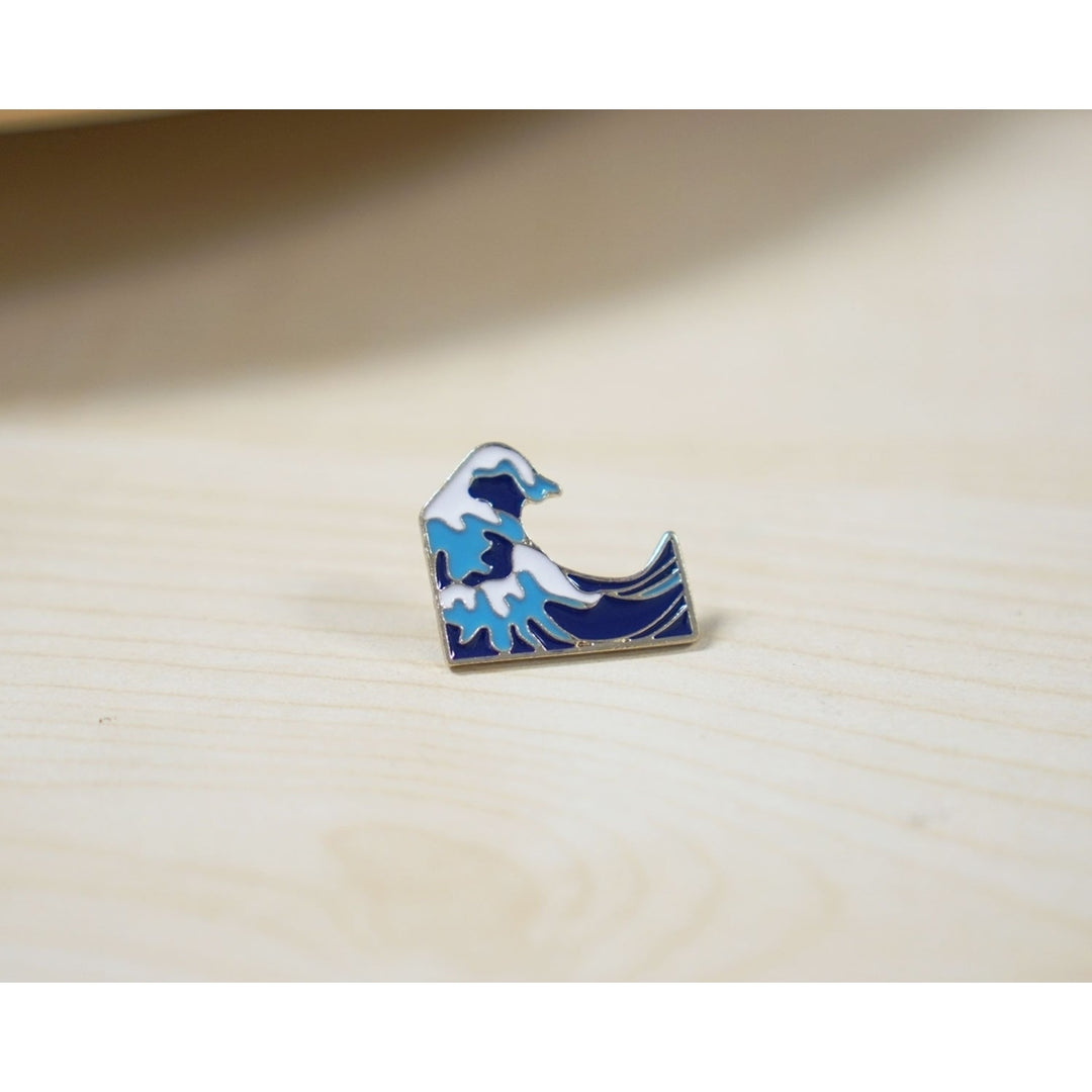 The Great Wave off Kanazawa Pin Image 2