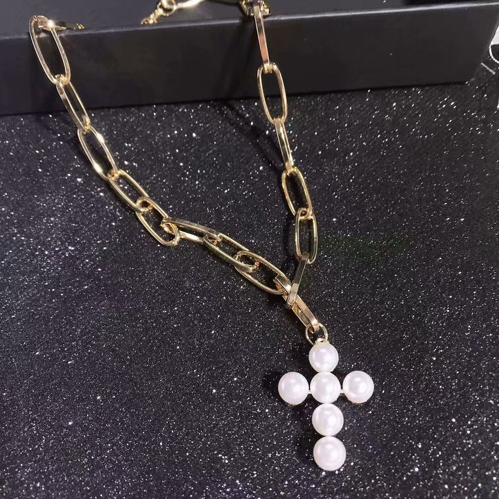 Vintage Pearl Cross Queen Coin Pendant Necklace Female Personality Short Neck Chain Choker Accessories Image 4
