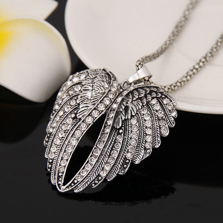 Alloy vintage -encrusted item Heart-shaped wing necklace with long sweater chain female Image 1