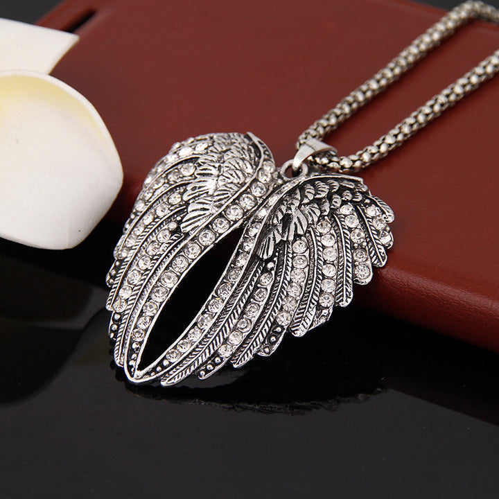 Alloy vintage -encrusted item Heart-shaped wing necklace with long sweater chain female Image 3