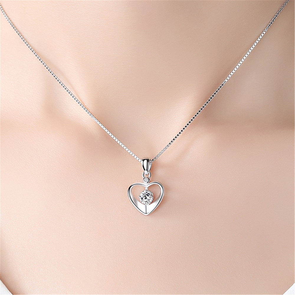 Love pendant necklace female simple couple clavicle chain student Sen network red Valentines Day gift for girlfriend Image 2