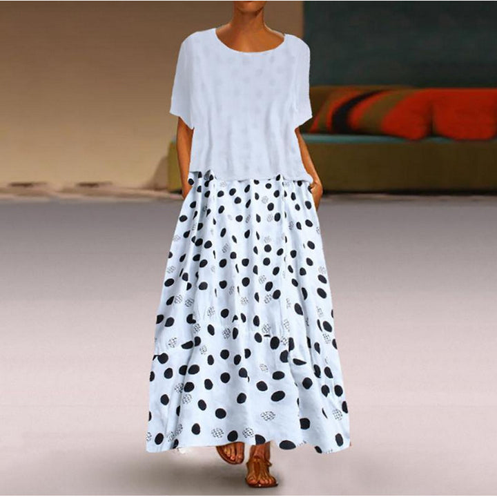 Dot-Intarsia Short Sleeve Dresses Image 4