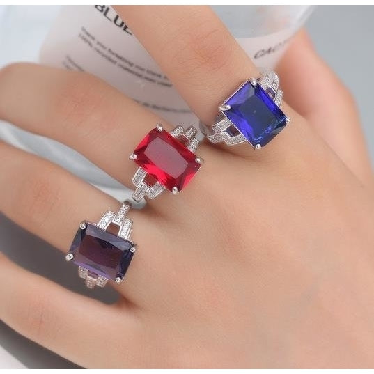 A gorgeous square high-end AAA ring Image 4