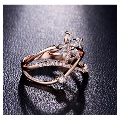 Finger Ring Rose Popular style en Horse Eye Artificial zircon Ring Ring Image 1