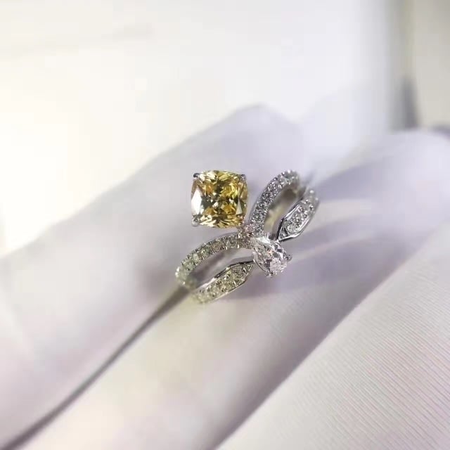 Micro-Artificial zircon yellow temperament crown ring female ring for Image 2