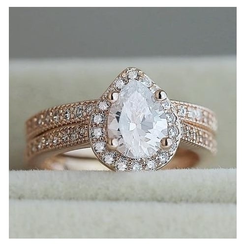 Classic pear shaped drop Artificial zircon engagement ring Image 2