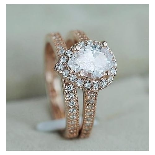 Classic pear shaped drop Artificial zircon engagement ring Image 3