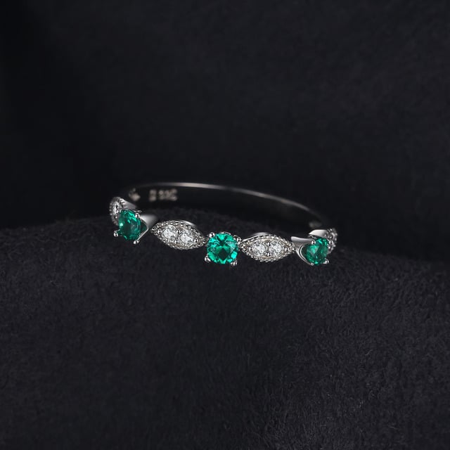 Green temperament womens closed Popular style ring Image 3