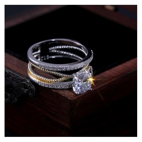 Ring hyper flash curve geometric Popular style Artificial zircon ring Popular style Image 3