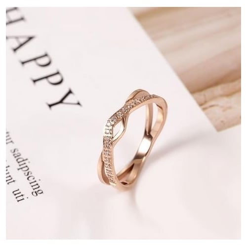 simple titanium steel hollow ring rose Popular style ring Image 1